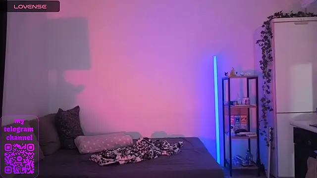 PetralPrime online show from April 21, 9:06 pm