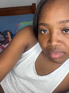 Snapshot of Dominicvincell chatting on March 9, 12:14 am Dominicvincell online show from March 9, 12:14 am