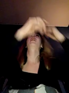 dewimp1 online show from February 7, 6:55 pm