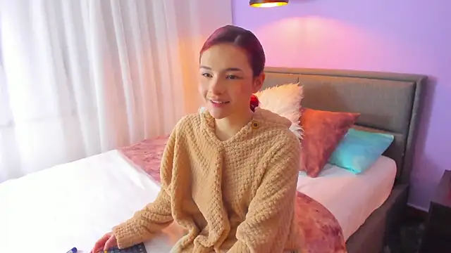 lanablacke  online show from February 22, 12:15 pm