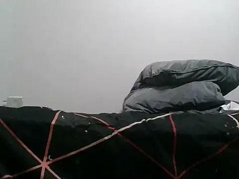 Snapshot of MRdxxx444 chatting on May 15, 5:09 pm MRdxxx444 online show from May 15, 5:09 pm
