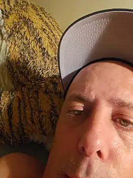Snapshot of Martin_dick78 chatting on June 8, 8:31 pm Martin dick78 online show from June 8, 8:31 pm