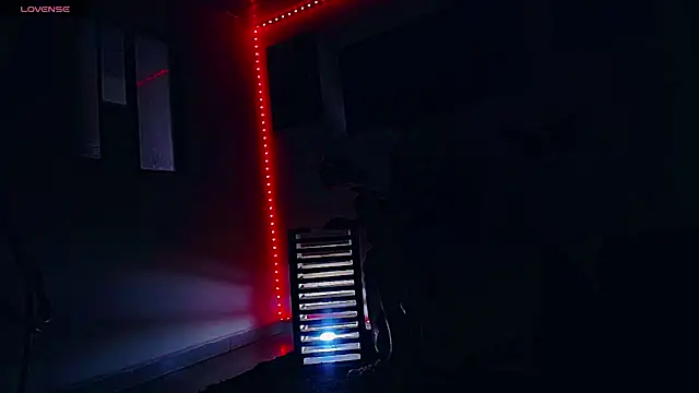 Tatoo Noah online show from April 5, 12:57 pm