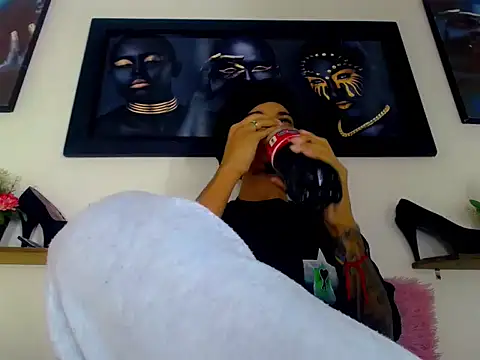 Tatoo Noah online show from April 22, 9:16 pm