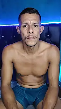 juanmaur22 online show from February 4, 10:26 pm