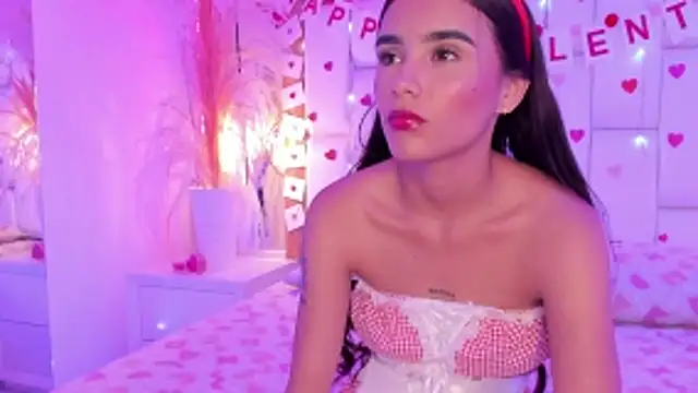 StefanyCondia online show from February 14, 6:37 pm