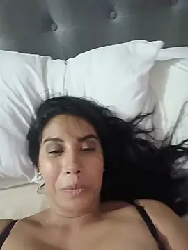 LizaLorini online show from June 27, 3:44 am
