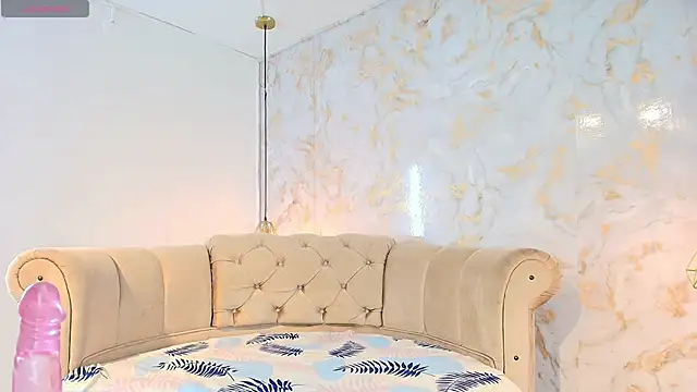 tifanibrown online show from February 14, 1:30 pm