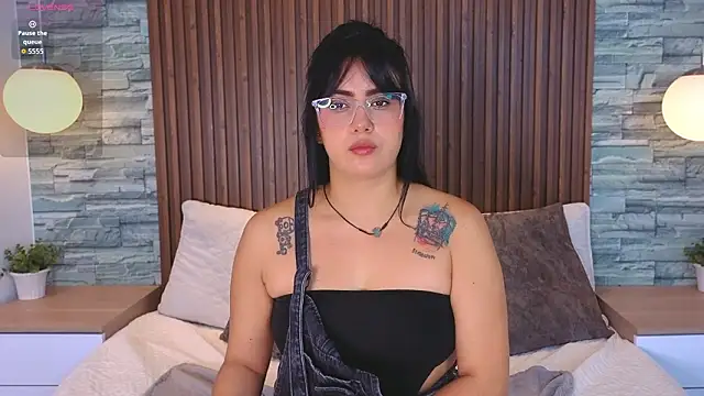 vicky grey online show from February 18, 12:34 pm