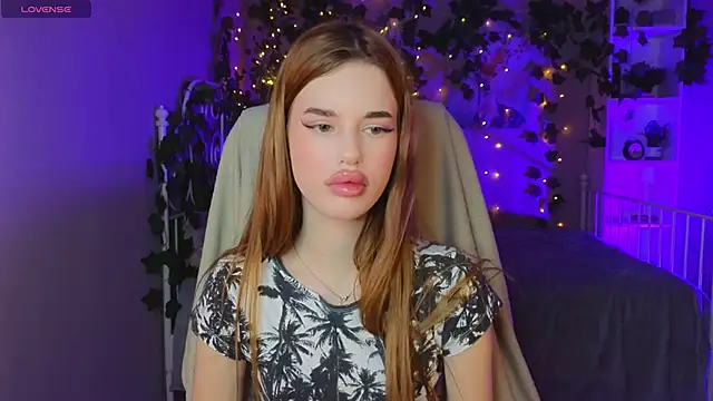 Anna Lumina online show from February 10, 8:57 pm