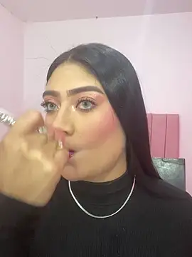 GabrielaZuluaga online show from April 14, 8:15 pm