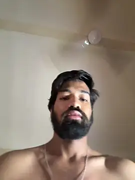 priyansh92924 online show from June 8, 5:08 am