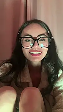  Lucycherry online show from June 20, 4:37 am