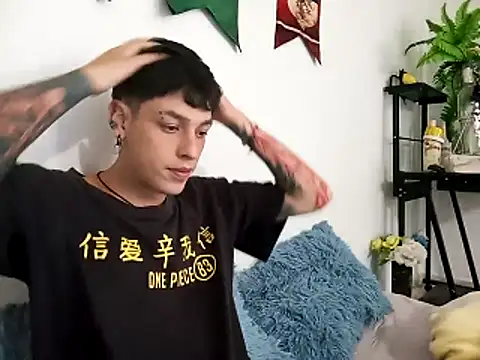 blackninja66 online show from April 22, 12:28 pm