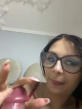 Snapshot of HiddendesireXO01 chatting on July 16, 6:58 pm HiddendesireXO01 online show from July 16, 6:58 pm