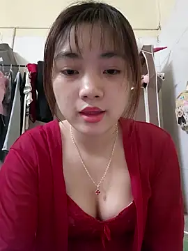 Pinks cool online show from April 19, 2:49 pm