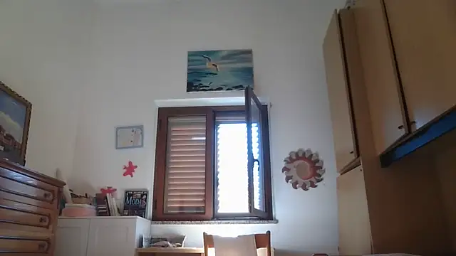 Snapshot of Miasexmilf chatting on June 13, 3:43 pm Miasexmilf online show from June 13, 3:43 pm