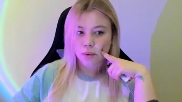 Lulu Di online show from February 20, 3:47 am