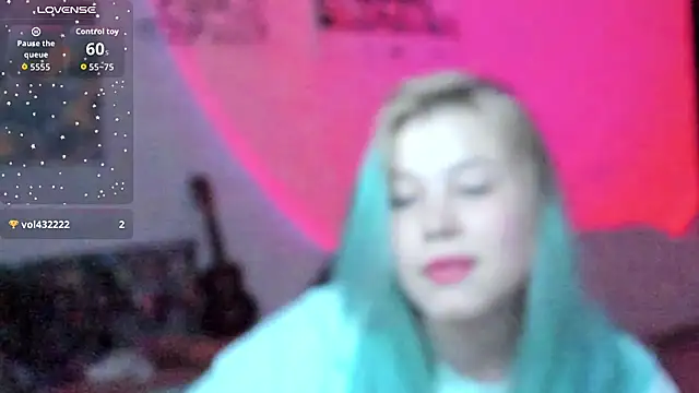 Lulu Di online show from June 30, 8:54 pm
