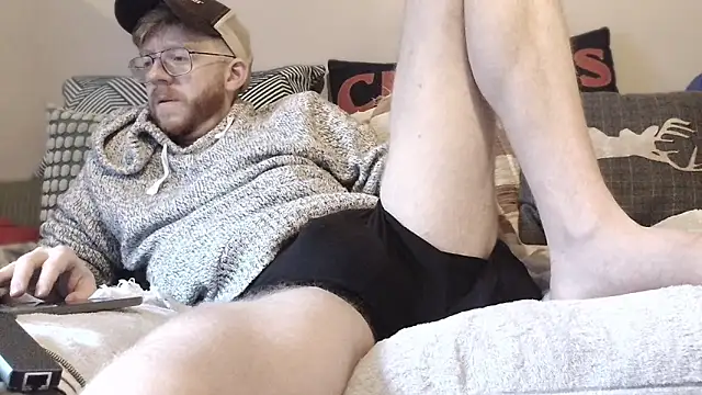 Gingerxl8 online show from February 21, 4:30 pm