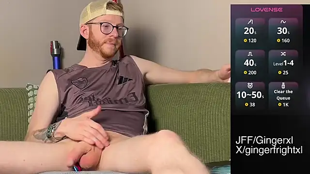 Snapshot of Gingerxl8 chatting on June 18, 12:11 am Gingerxl8 online show from June 18, 12:11 am