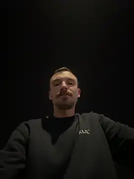 TheMaskShow online show from April 15, 8:09 pm