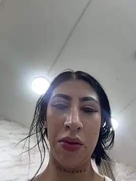 darkkjulietha online show from June 19, 1:15 pm