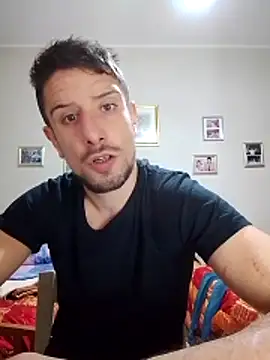 Snapshot of Mcsimotoro chatting on May 4, 12:56 pm Mcsimotoro online show from May 4, 12:56 pm