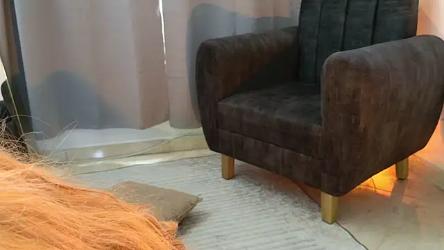 aramjones online show from April 10, 2:22 pm