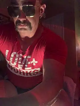 daddydonkey84 online show from April 25, 5:32 am