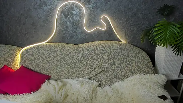 Dream Olivia online show from March 2, 5:08 am