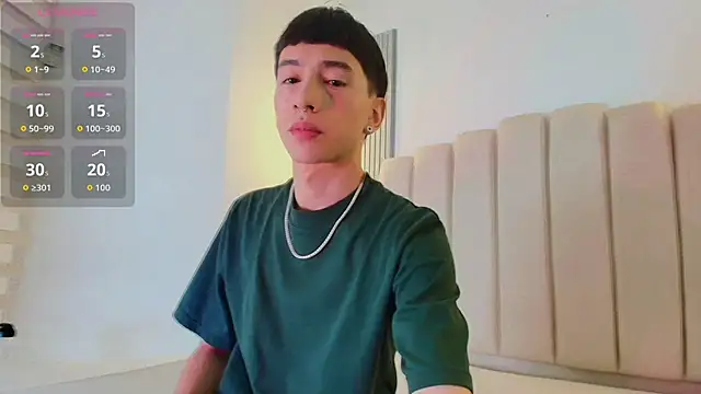 lian cameron online show from April 21, 3:46 am