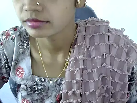 Snapshot of Kulsum_S chatting on February 26, 7:07 am Kulsum S online show from February 26, 7:07 am