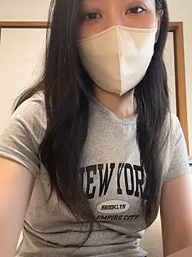 Snapshot of yui__yuichan chatting on July 2, 10:49 pm yui yuichan online show from July 2, 10:49 pm