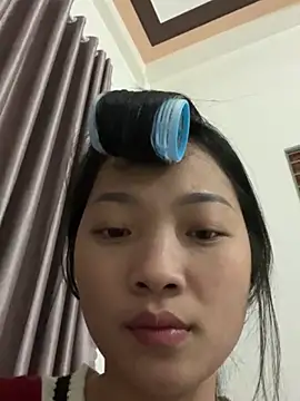 Snapshot of Lyn-be99 chatting on February 3, 1:16 pm Lyn-be99 online show from February 3, 1:16 pm