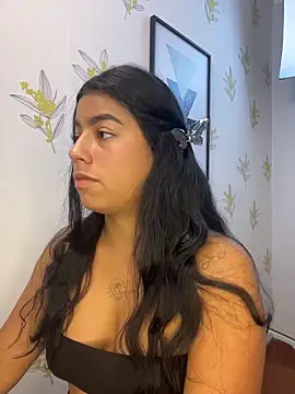 Laia white online show from April 23, 12:29 pm