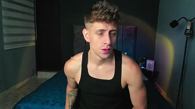 Snapshot of Jasper__jones chatting on April 27, 5:38 am Jasper jones online show from April 27, 5:38 am