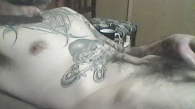 Snapshot of MrFumao chatting on April 3, 11:25 pm MrFumao online show from April 3, 11:25 pm