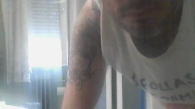 Snapshot of MrFumao chatting on May 29, 5:11 pm MrFumao online show from May 29, 5:11 pm