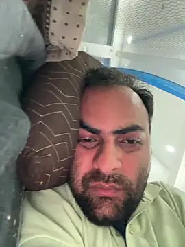 hardlysuck online show from March 4, 4:13 pm