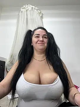 VickyVice online show from February 2, 5:33 pm