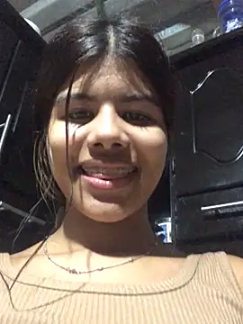 SidneyBrownn  online show from March 7, 7:27 am