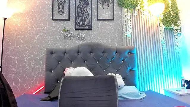 Snapshot of lana_gill1 chatting on June 5, 8:47 pm lana gill1 online show from June 5, 8:47 pm