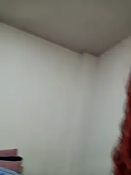 Snapshot of Scarlet_curly8a chatting on May 5, 10:12 am Scarlet curly8a online show from May 5, 10:12 am