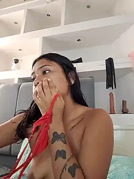 Layla em online show from February 22, 2:37 pm