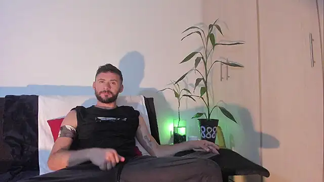 Erickpritz xh online show from May 4, 9:44 pm