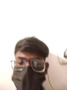 Snapshot of pkverma852 chatting on April 12, 9:14 am pkverma852 online show from April 12, 9:14 am