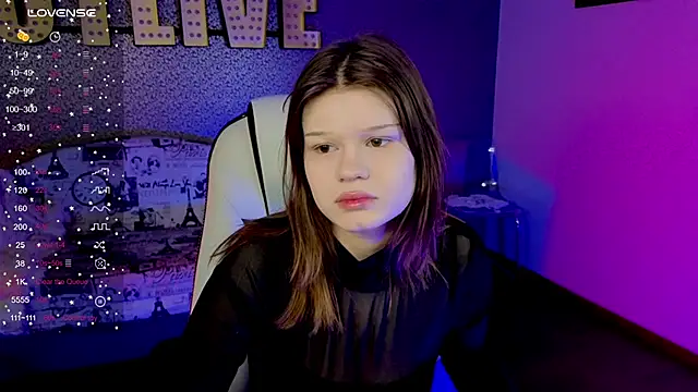 Snapshot of Lunatrend chatting on February 2, 6:45 am Lunatrend online show from February 2, 6:45 am