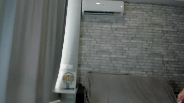 calystria online show from March 29, 7:41 am