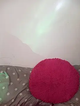 EmiilyFoxx09 online show from March 5, 1:51 pm